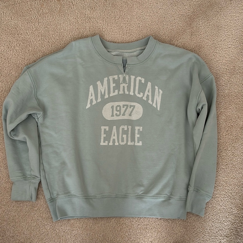 Women American Eagle sweatshirt xs